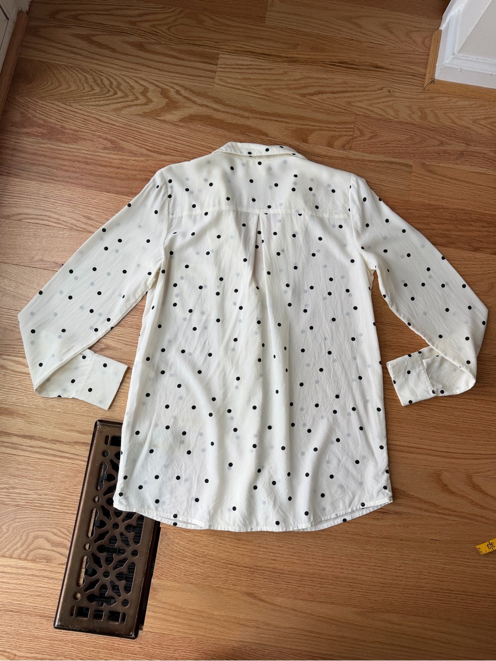 Sézane Florence Shirt 100% Silk Polka Dot Blouse Ecru Size 34 - Picture 4 of 12